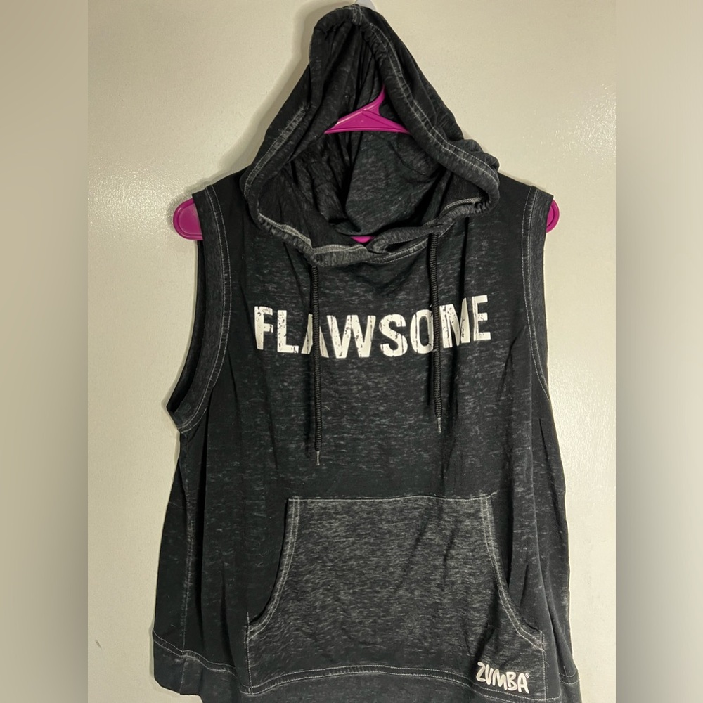 Zumba FLAWSOME hoodie peek-a-boo back top-L